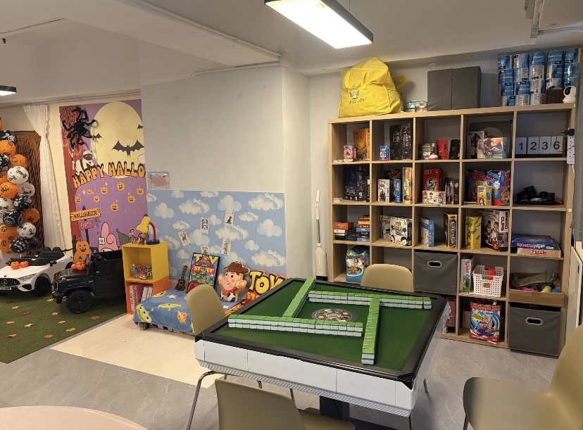 Wooftopia Party Room-1