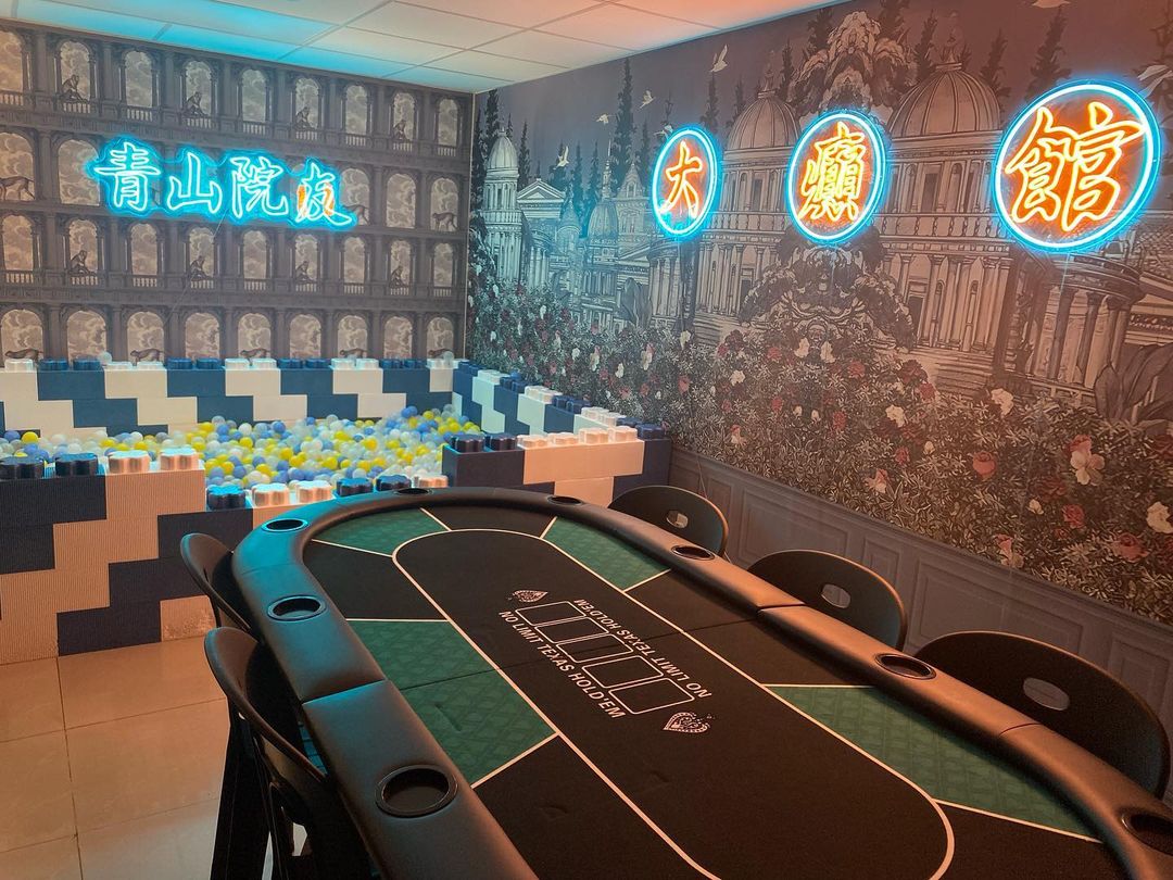 Crazystudio Partyroom-26