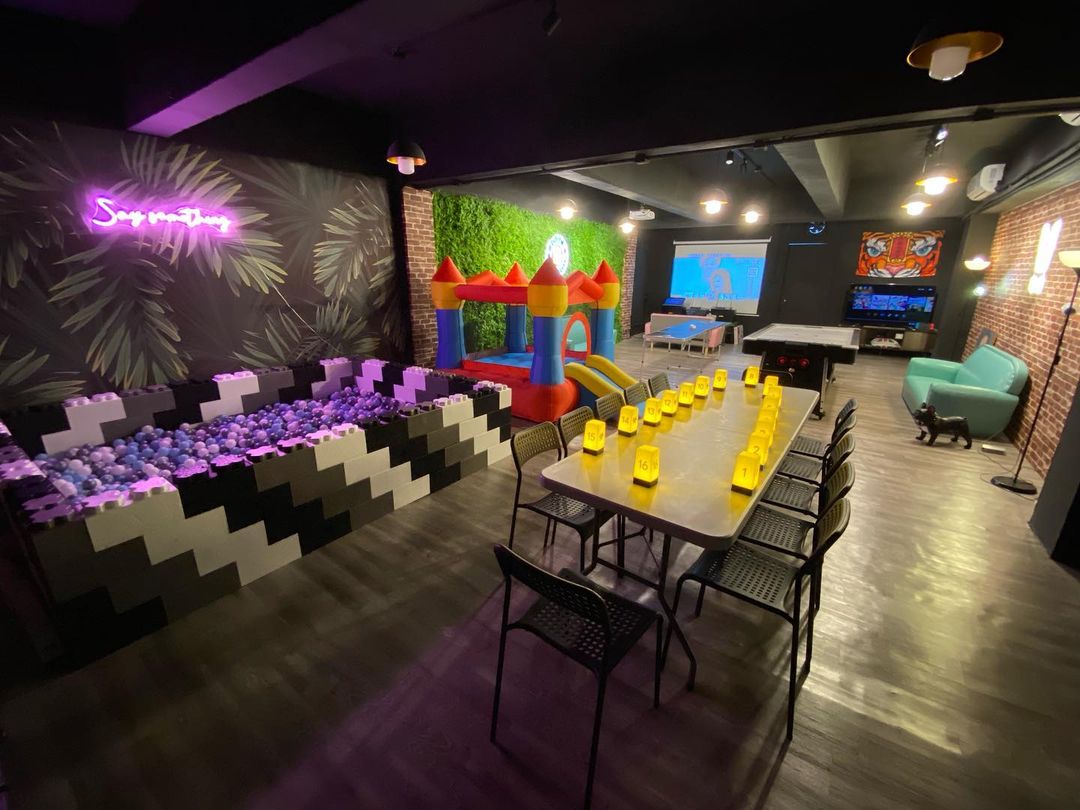 Touch Wood Partyroom-2