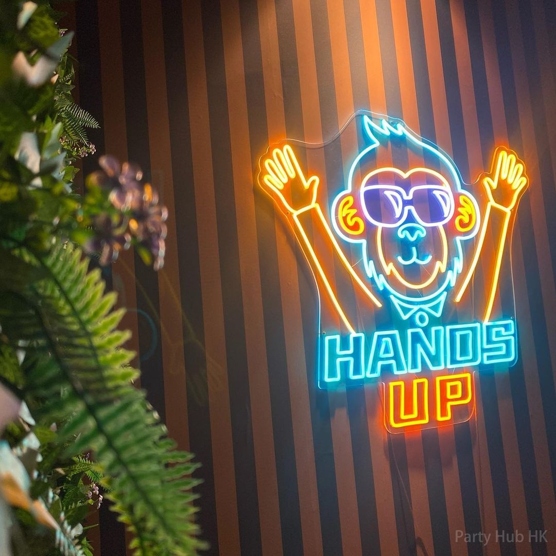 Handsup Partyroom-0