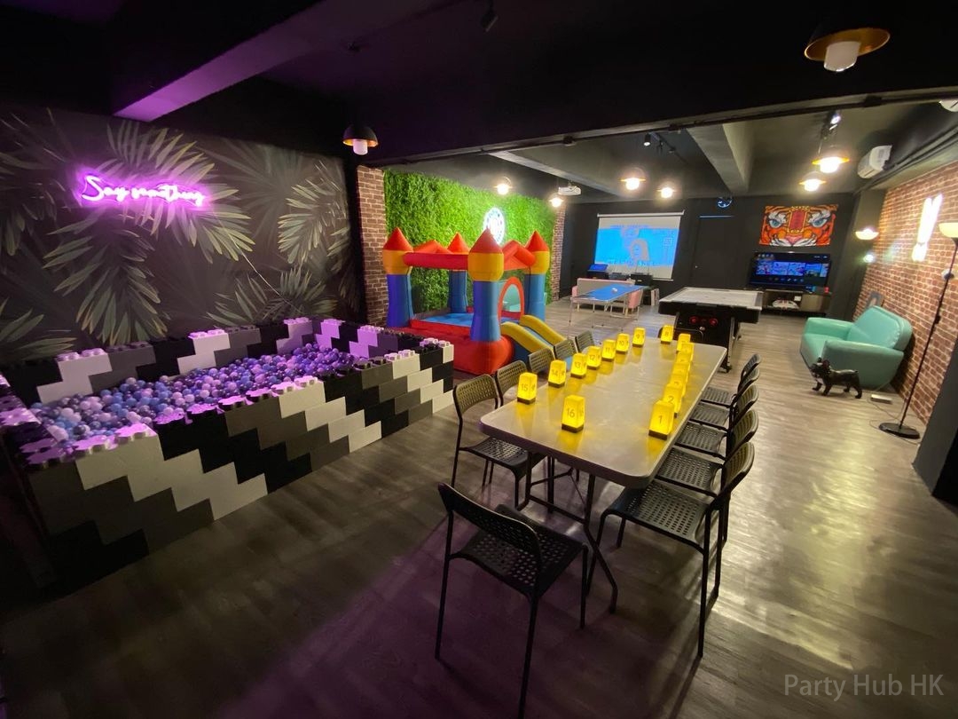 Touch Wood Partyroom-2